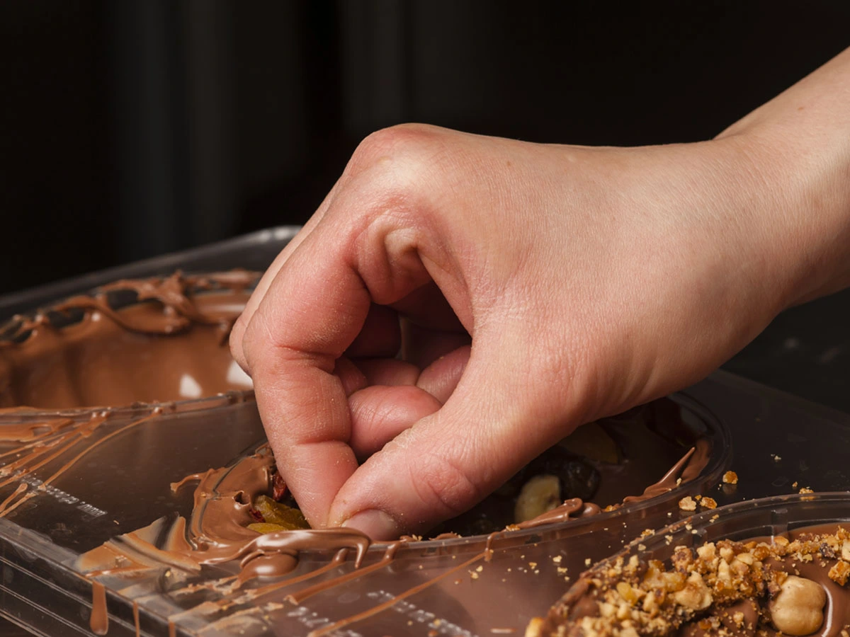 Delicious Easter egg making event