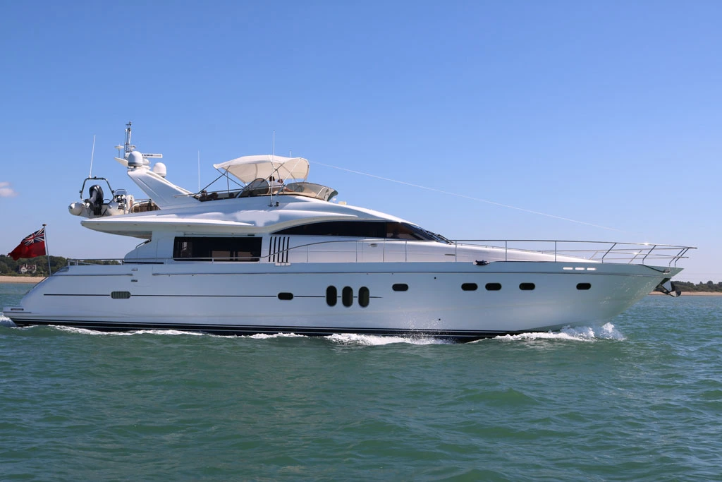 Princess-powerboat-cowes-week Princess powerboat cruising to cowes